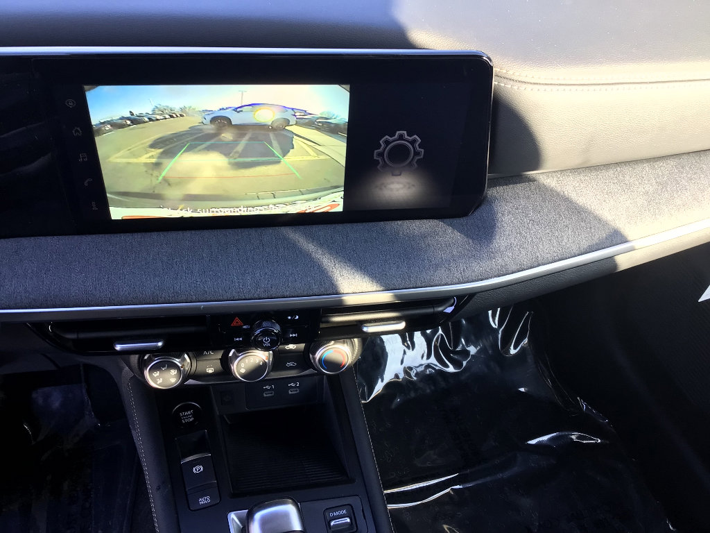 New 2025 Nissan Kicks SV image 13