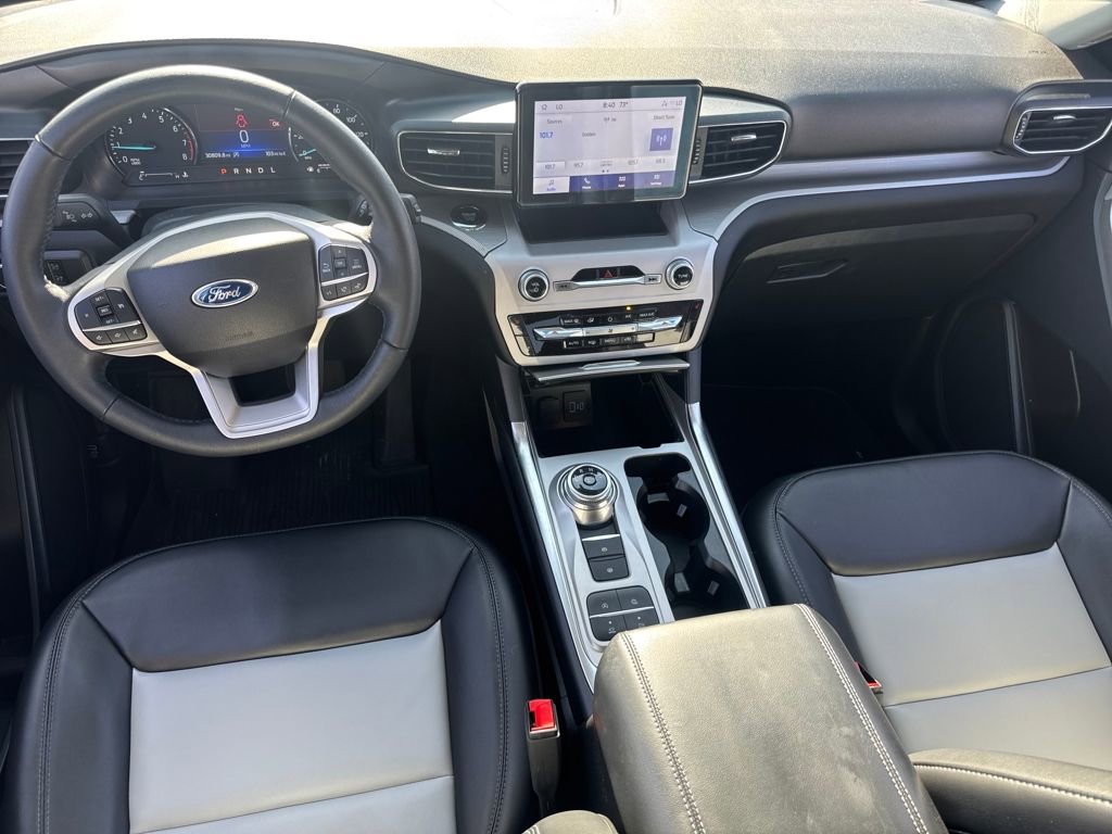 Used 2024 Ford Explorer XLT w/ Equipment Group 202A image 17