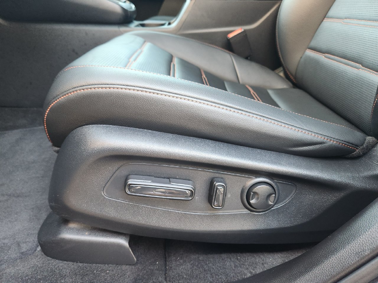 Used 2026 Honda CR-V Sport-L image 23