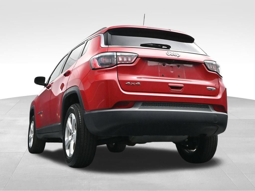 Used 2020 Jeep Compass Latitude w/ Cold Weather Group AWD/4WD image 37