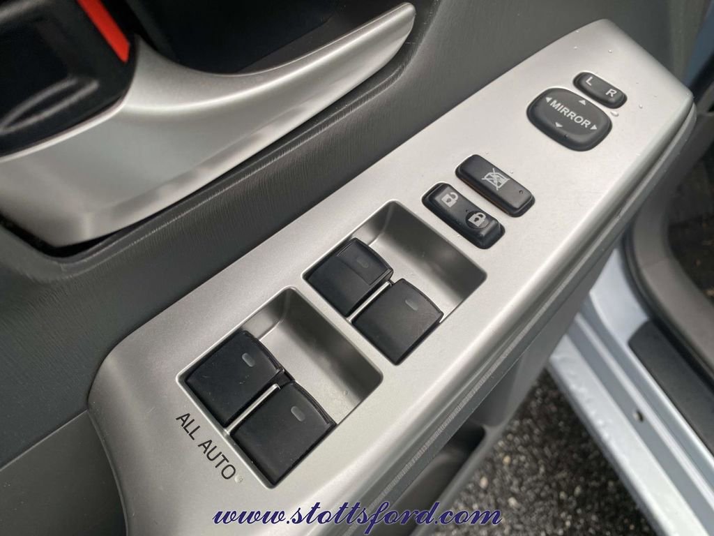 Used 2012 Toyota Prius V Three FWD image 17