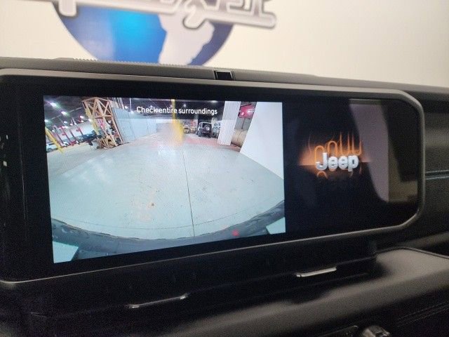 New 2025 Jeep Wrangler Unlimited Rubicon 4xe w/ Convenience Group image 18