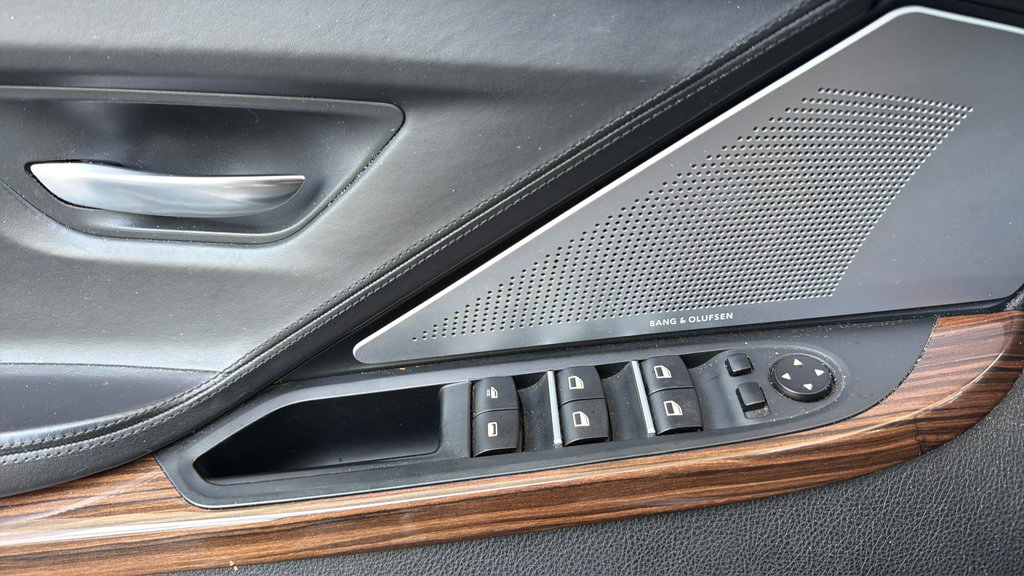 Used 2016 BMW 650i Convertible RWD image 18