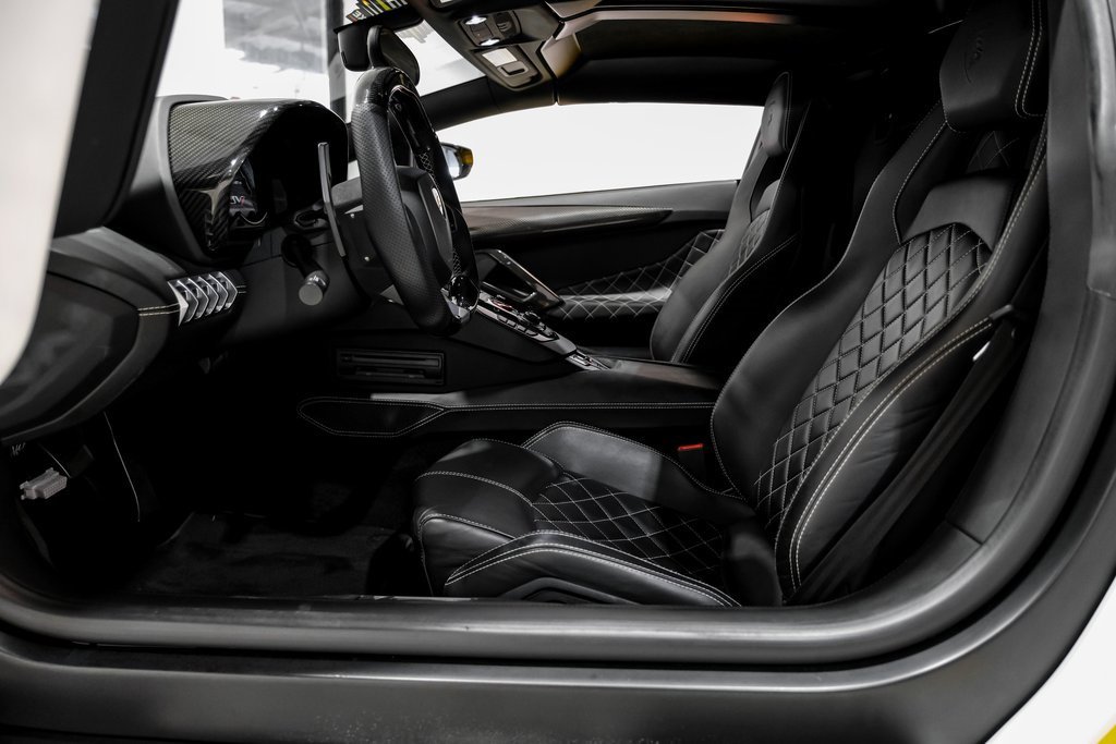 Used 2016 Lamborghini Aventador LP 700-4 image 6