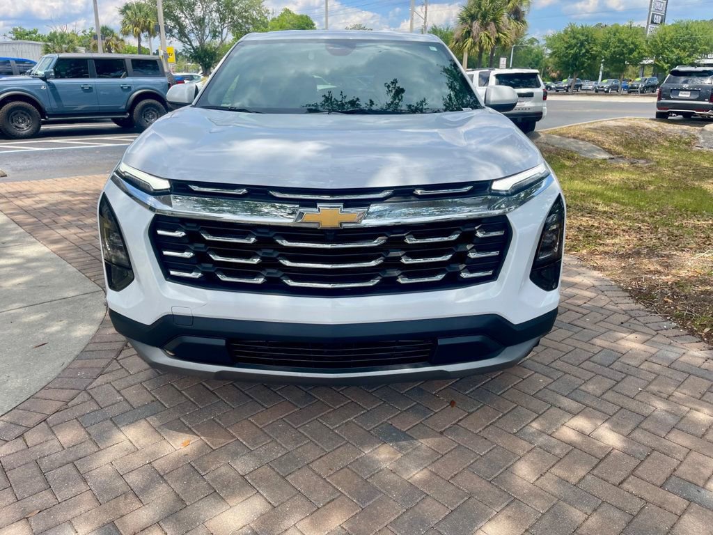 Used 2026 Chevrolet Equinox LT FWD image 8