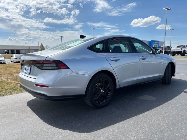 Used 2025 Honda Accord SE image 3