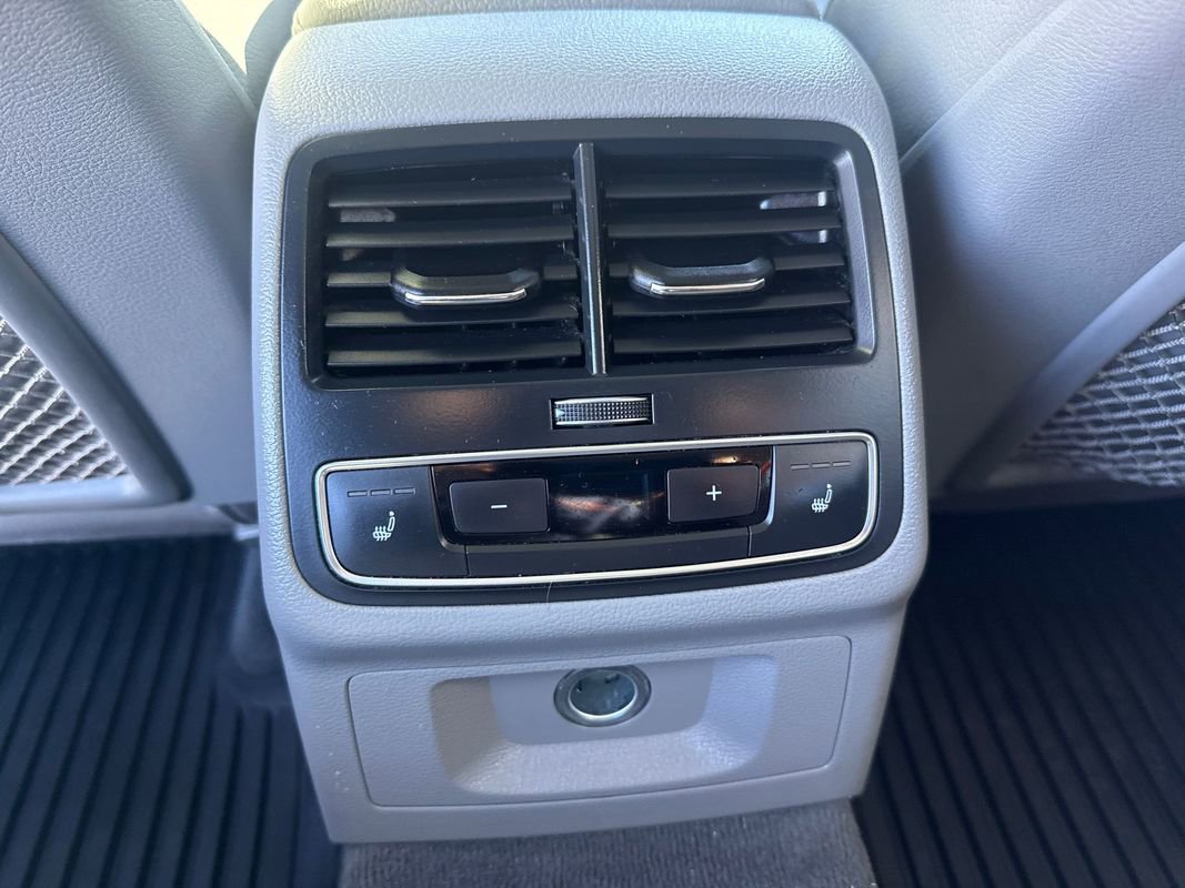 Used 2018 Audi A4 2.0T allroad Premium Plus w/ Premium Plus Package image 20