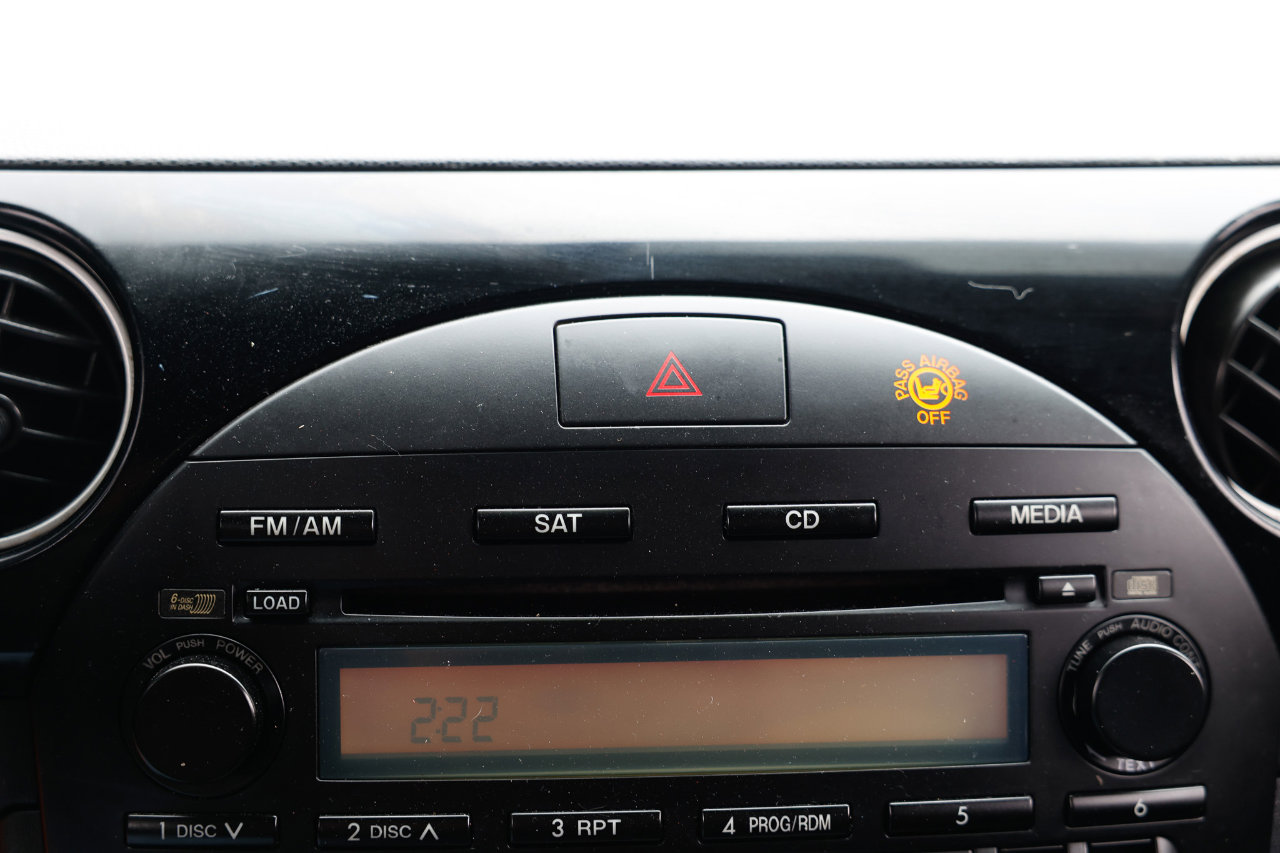 Used 2008 MAZDA MX-5 Miata Touring image 26