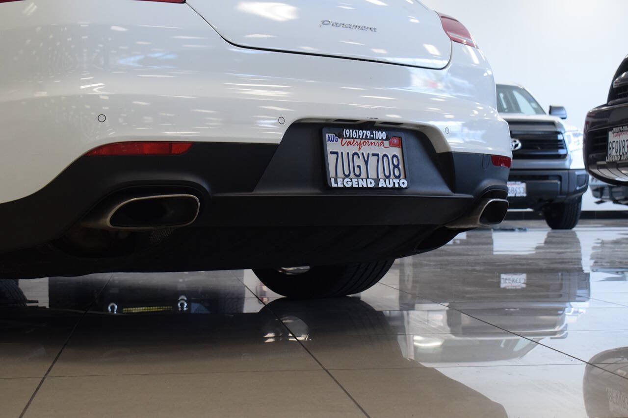 Used 2016 Porsche Panamera AWD/4WD image 26