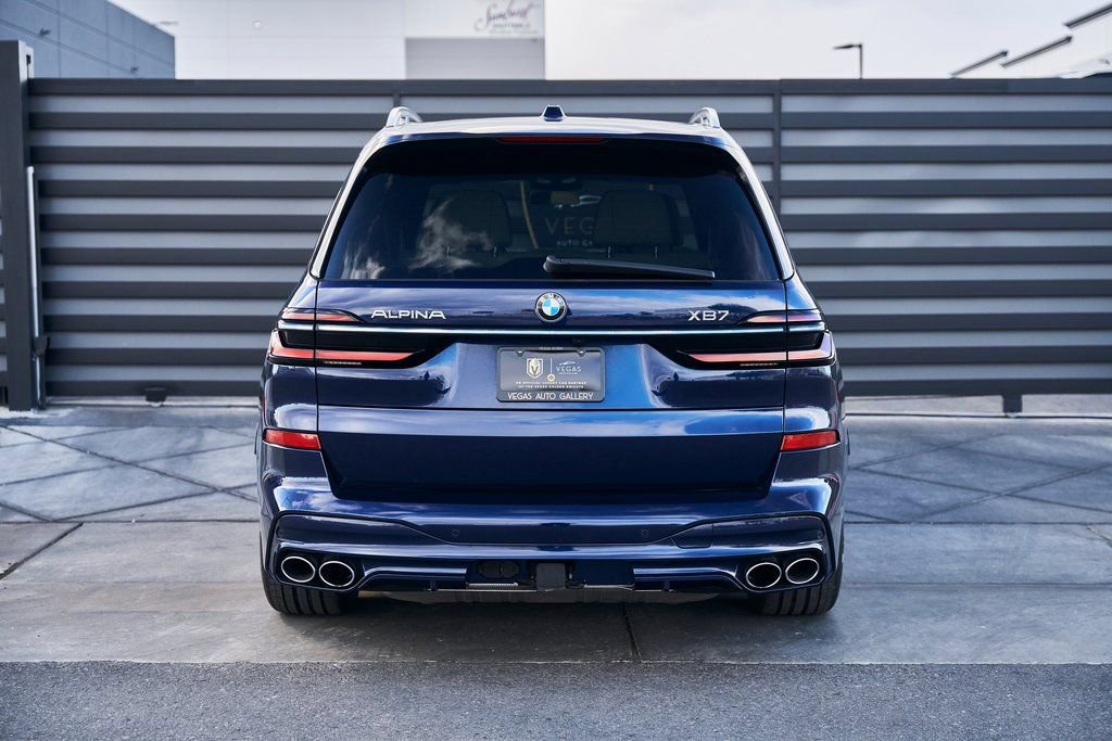 Used 2024 BMW ALPINA XB7 image 15
