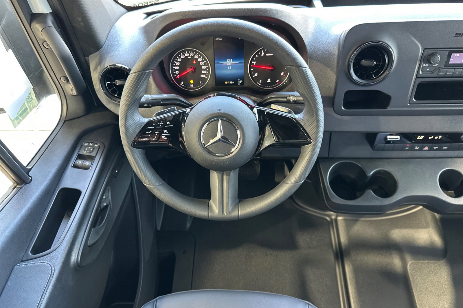 New 2025 Mercedes-Benz Sprinter 2500 image 13