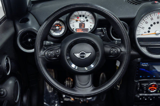Used 2013 MINI Cooper Roadster S FWD image 12