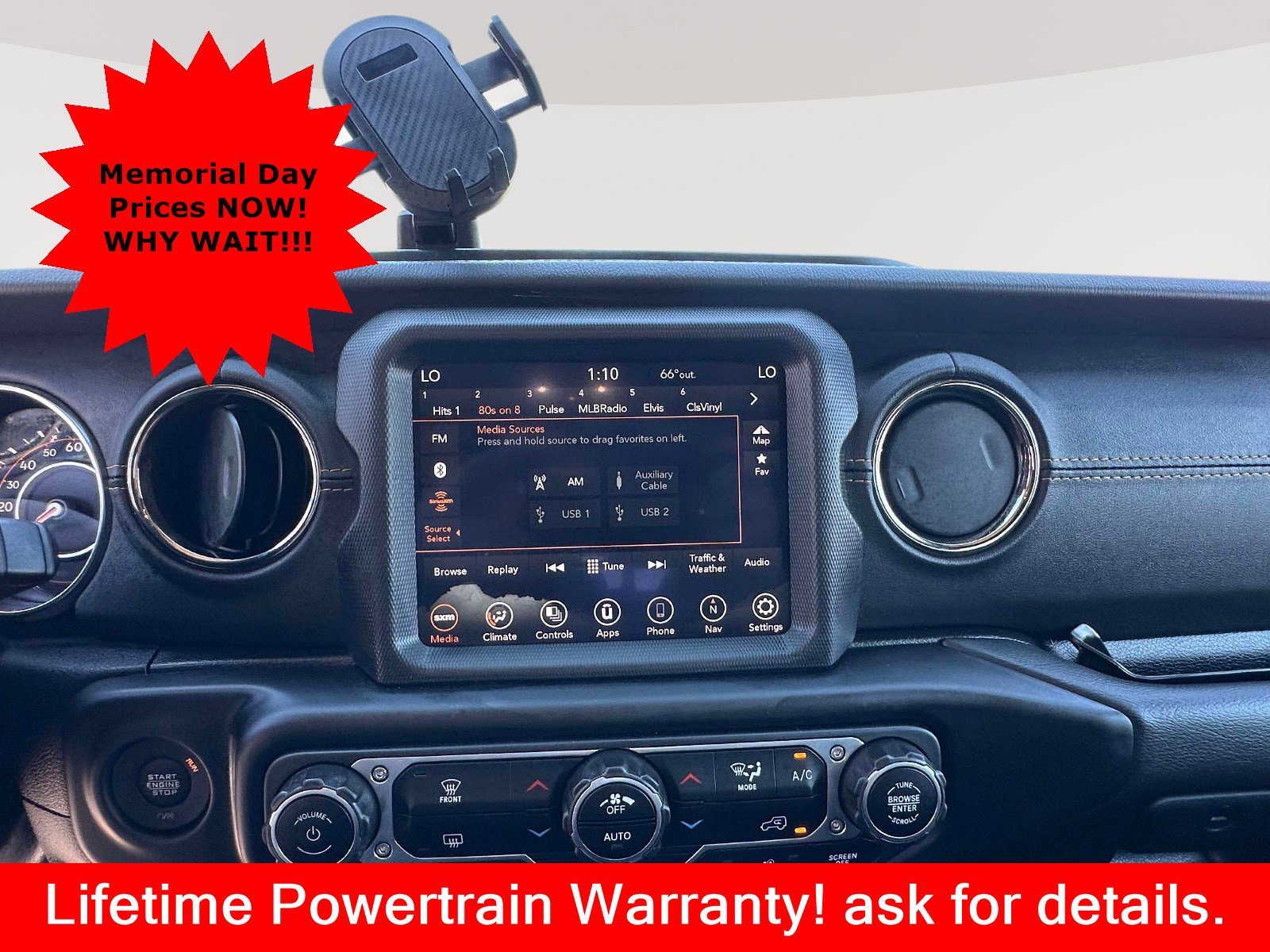 Used 2023 Jeep Gladiator Overland AWD/4WD image 9