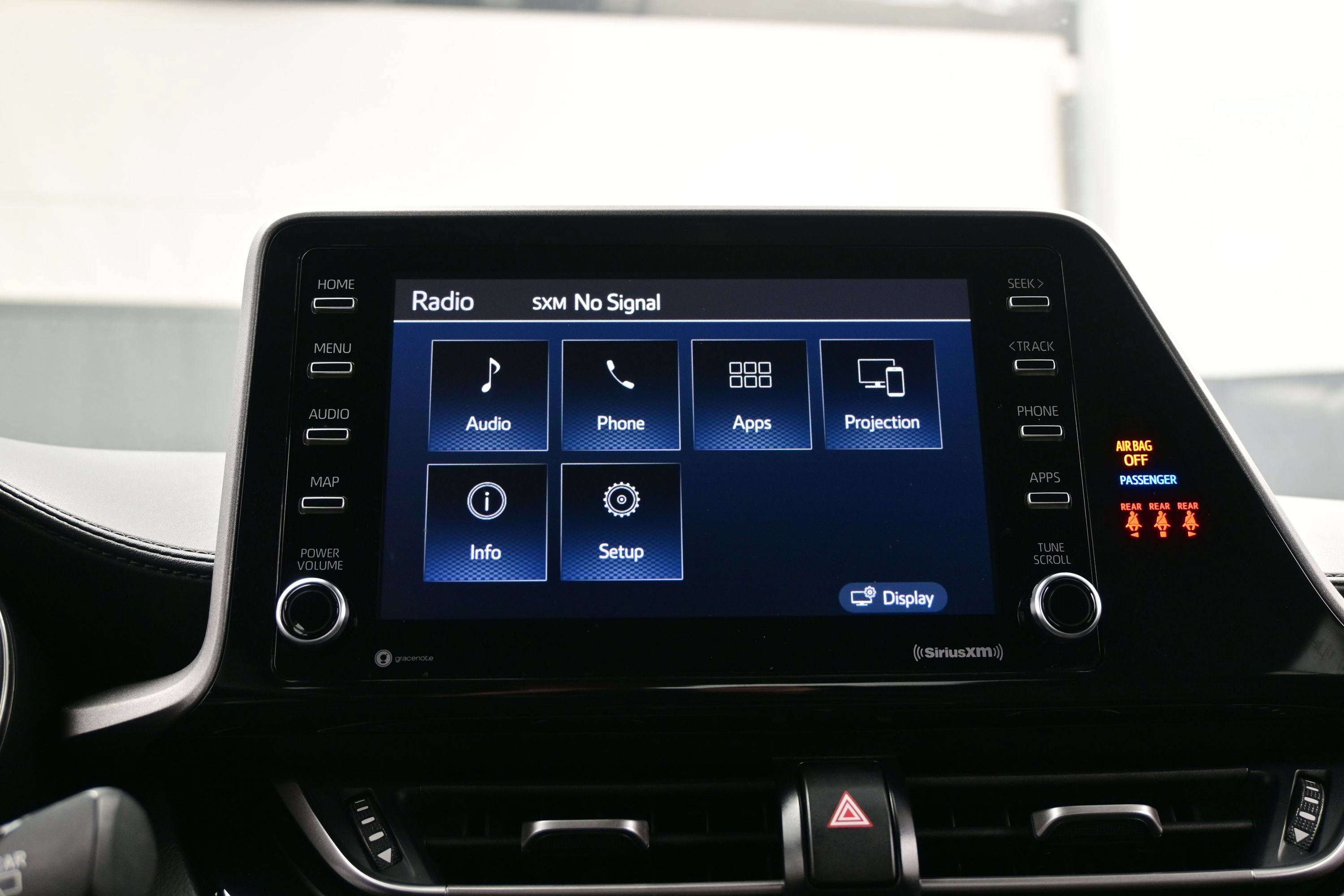 Used 2021 Toyota C-HR LE FWD image 18
