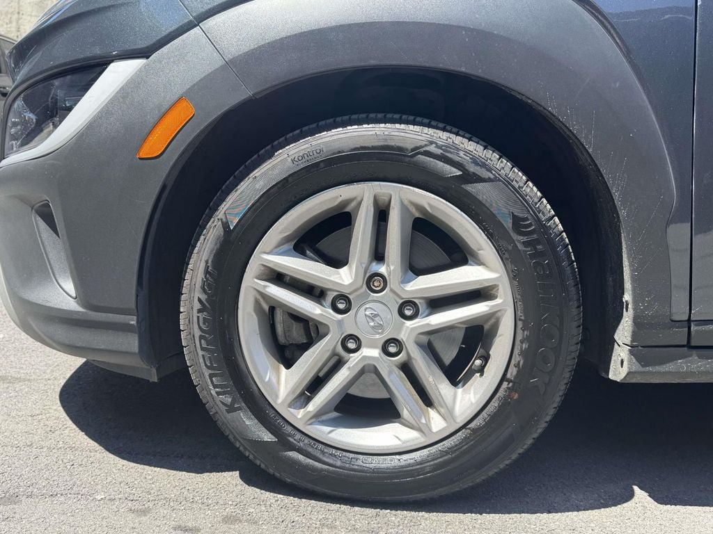 Used 2022 Hyundai Kona SE w/ Cargo Package AWD/4WD image 9