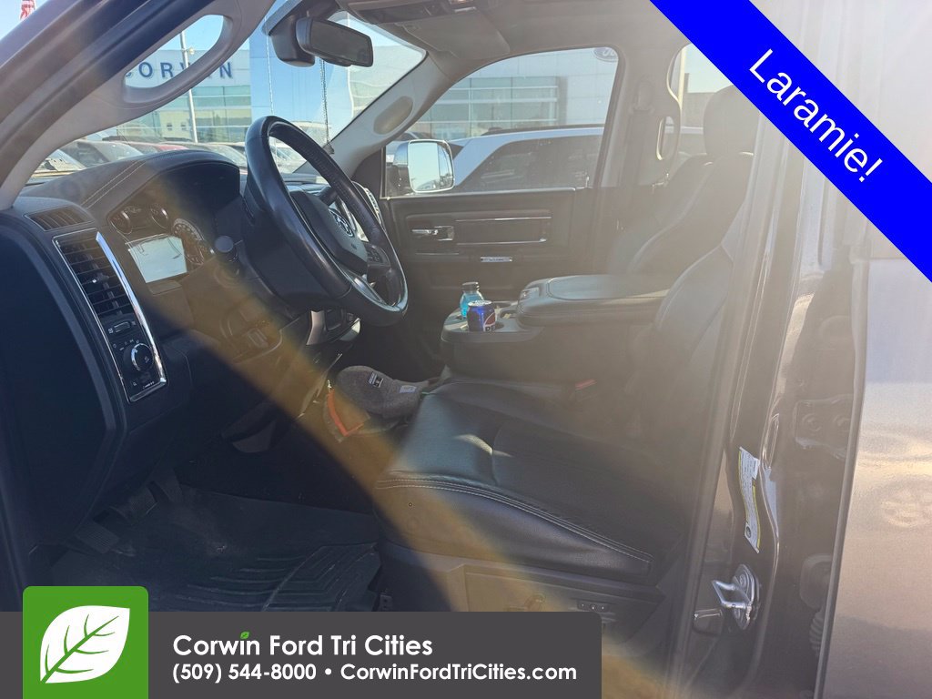 Used 2018 RAM 3500 Laramie w/ Convenience Group AWD/4WD image 10