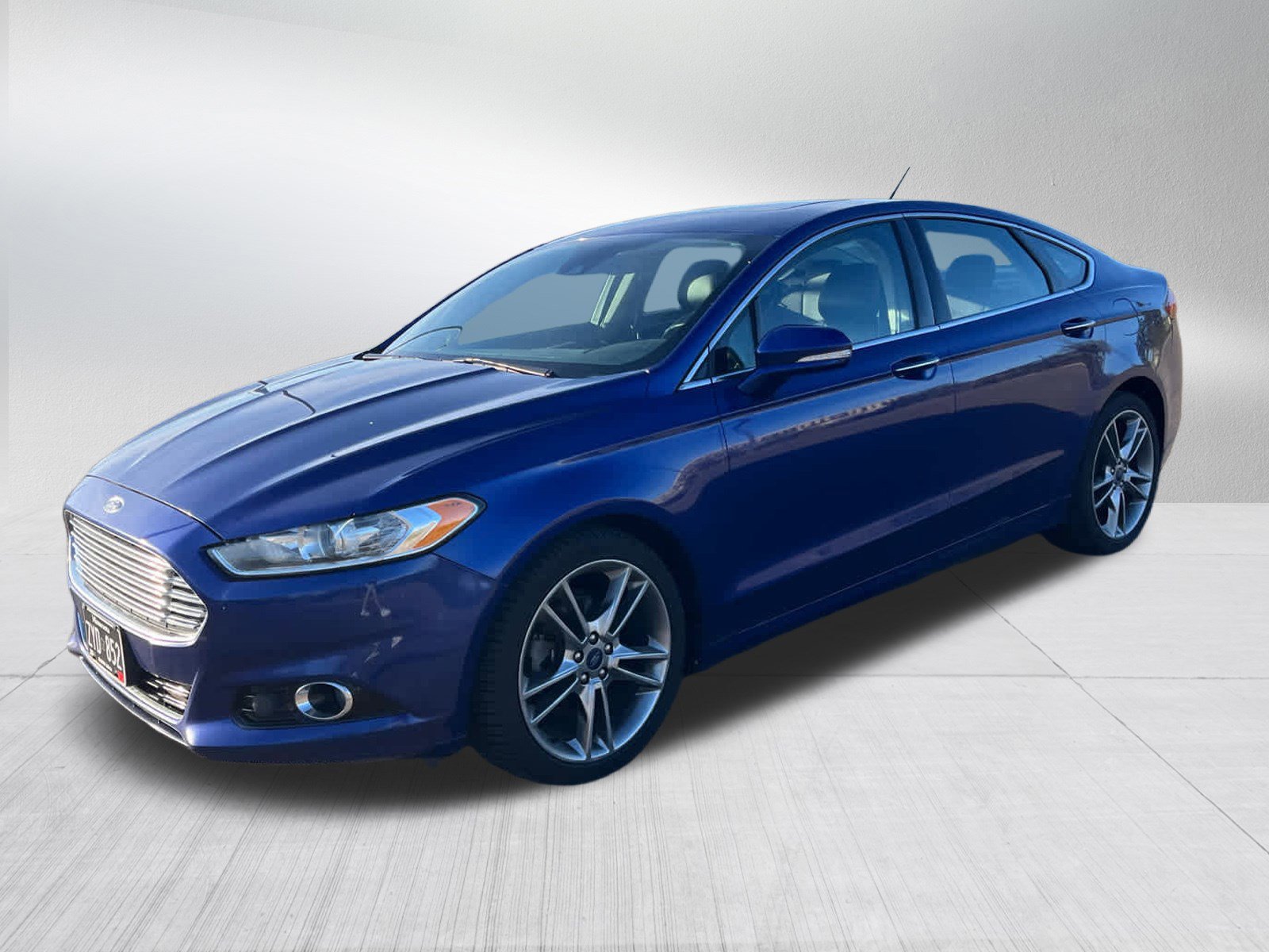 Used 2013 Ford Fusion Titanium w/ Titanium Driver Assist Pkg AWD/4WD image 11