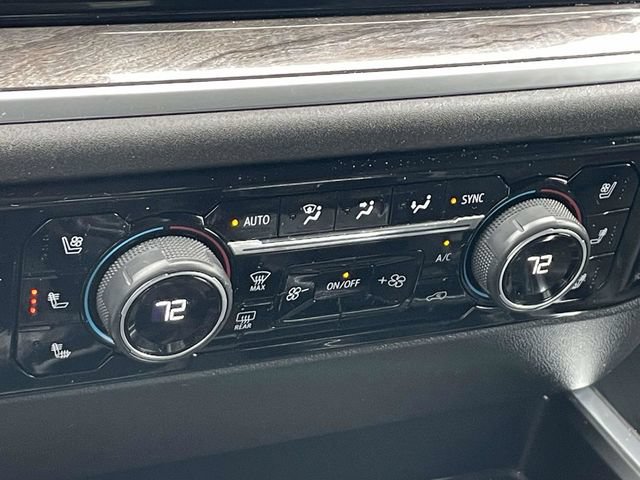 Used 2022 Chevrolet Silverado 1500 LTZ w/ LTZ Premium Package AWD/4WD image 30