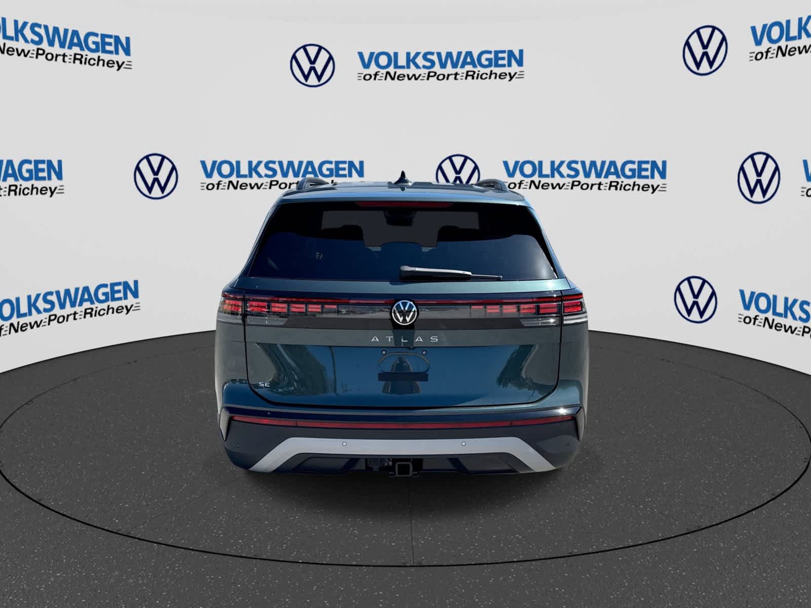 New 2027 Volkswagen Atlas SE FWD image 13
