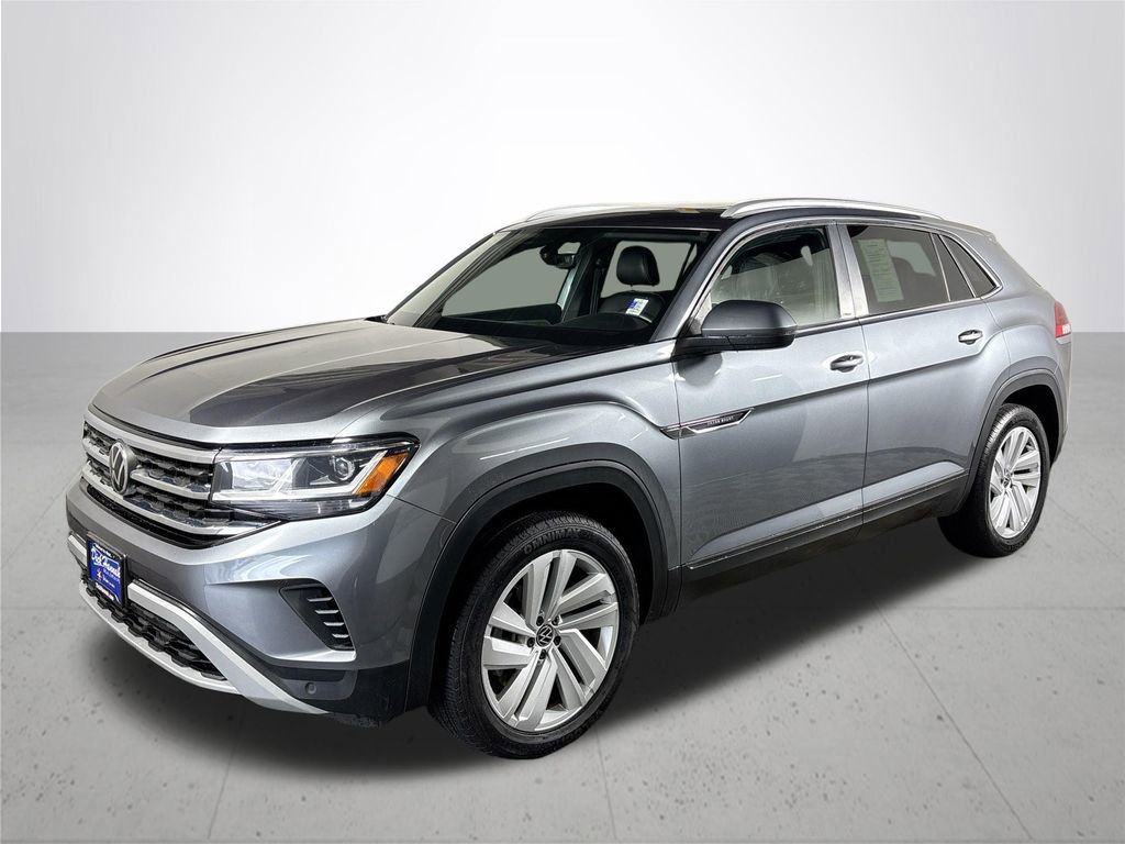 Certified 2021 Volkswagen Atlas Cross Sport SE w/ Panoramic Sunroof Package image 2