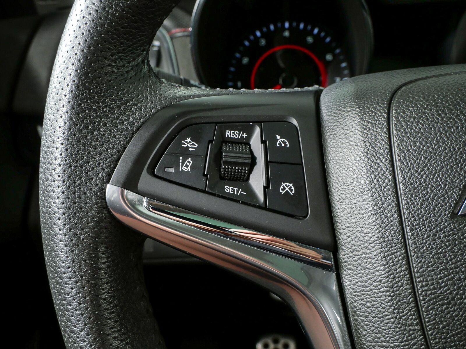 Used 2017 Chevrolet SS RWD image 12