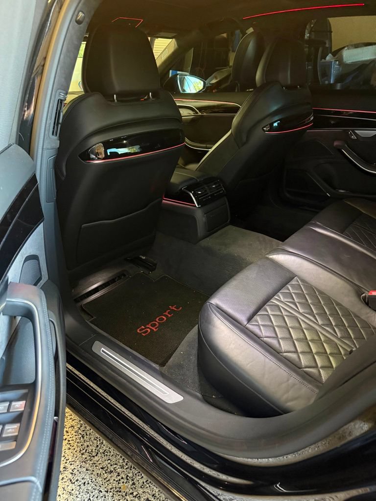 Used 2020 Audi S8 L AWD/4WD image 3