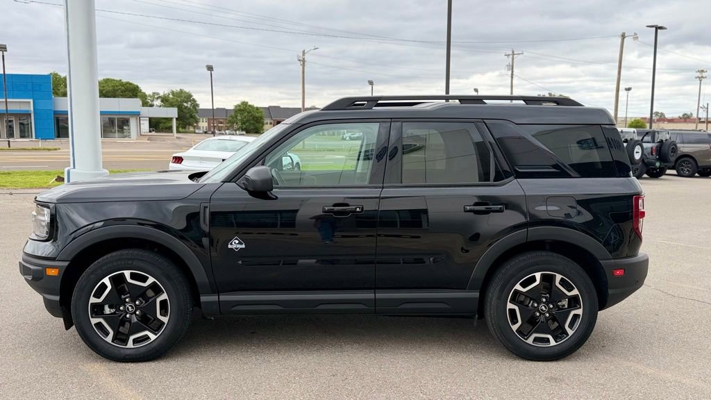 Used 2023 Ford Bronco Sport Outer Banks AWD/4WD image 12