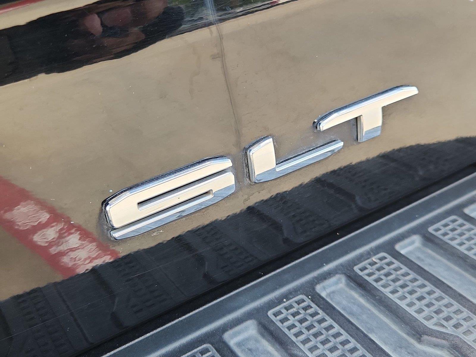 Certified 2022 GMC Sierra 1500 SLT RWD image 30