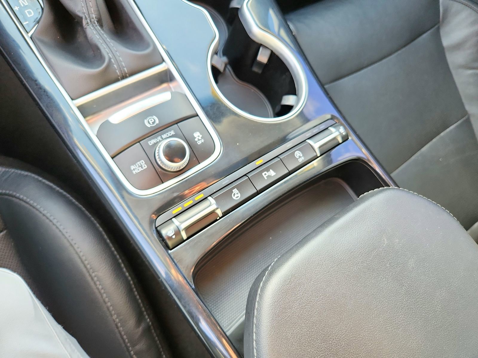 Used 2018 Kia Stinger Premium image 19