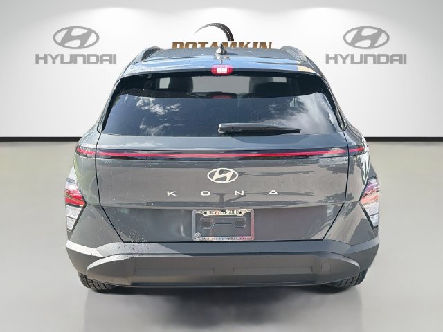 New 2027 Hyundai Kona SEL Sport FWD image 6