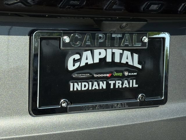 Used 2025 Ford Explorer ST-Line w/ ST-Line Street Pack AWD/4WD image 41