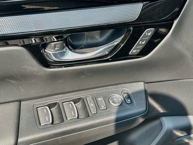 Used 2026 Honda CR-V Sport Touring image 18