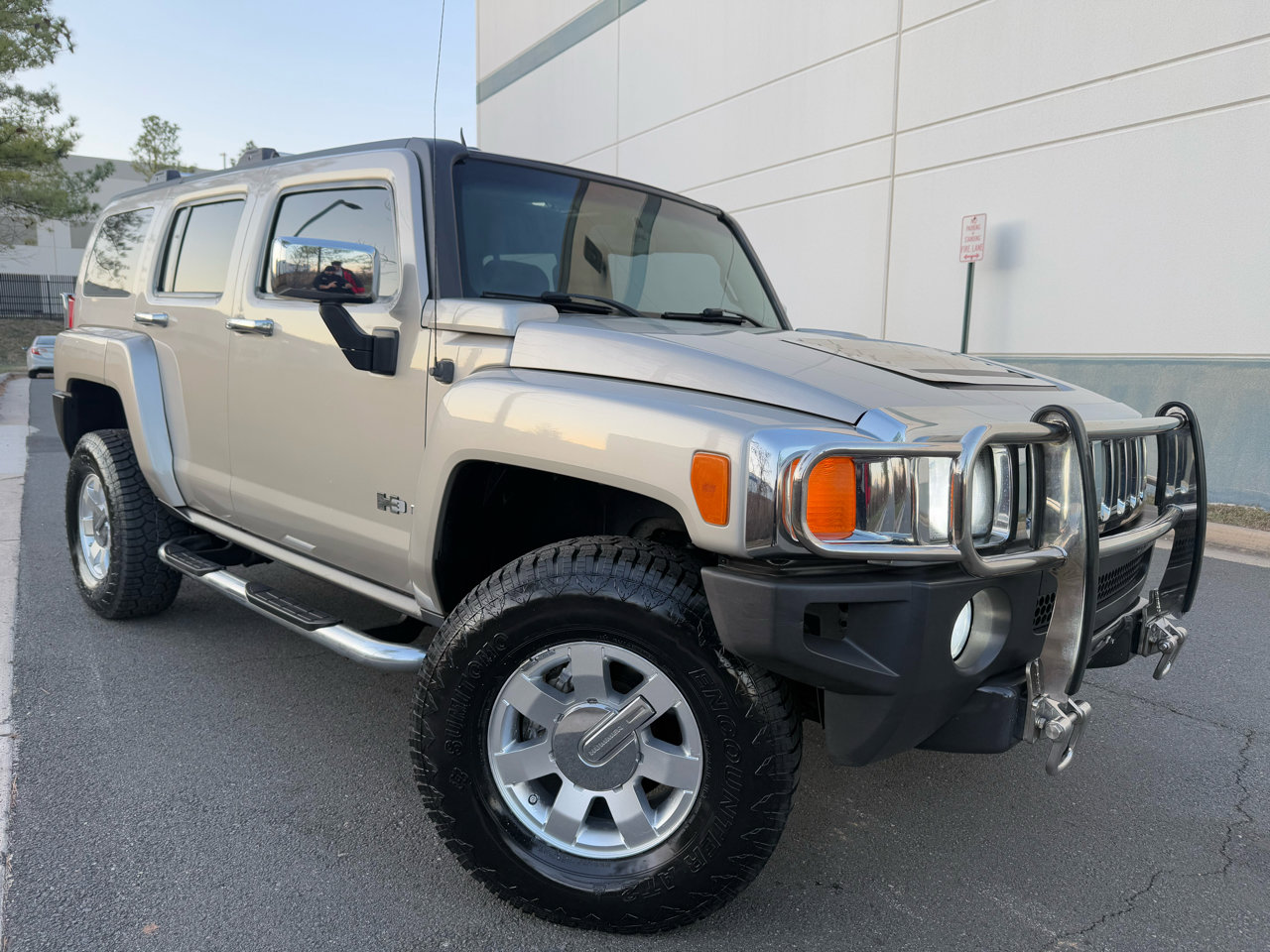 Used 2006 HUMMER H3 image 1