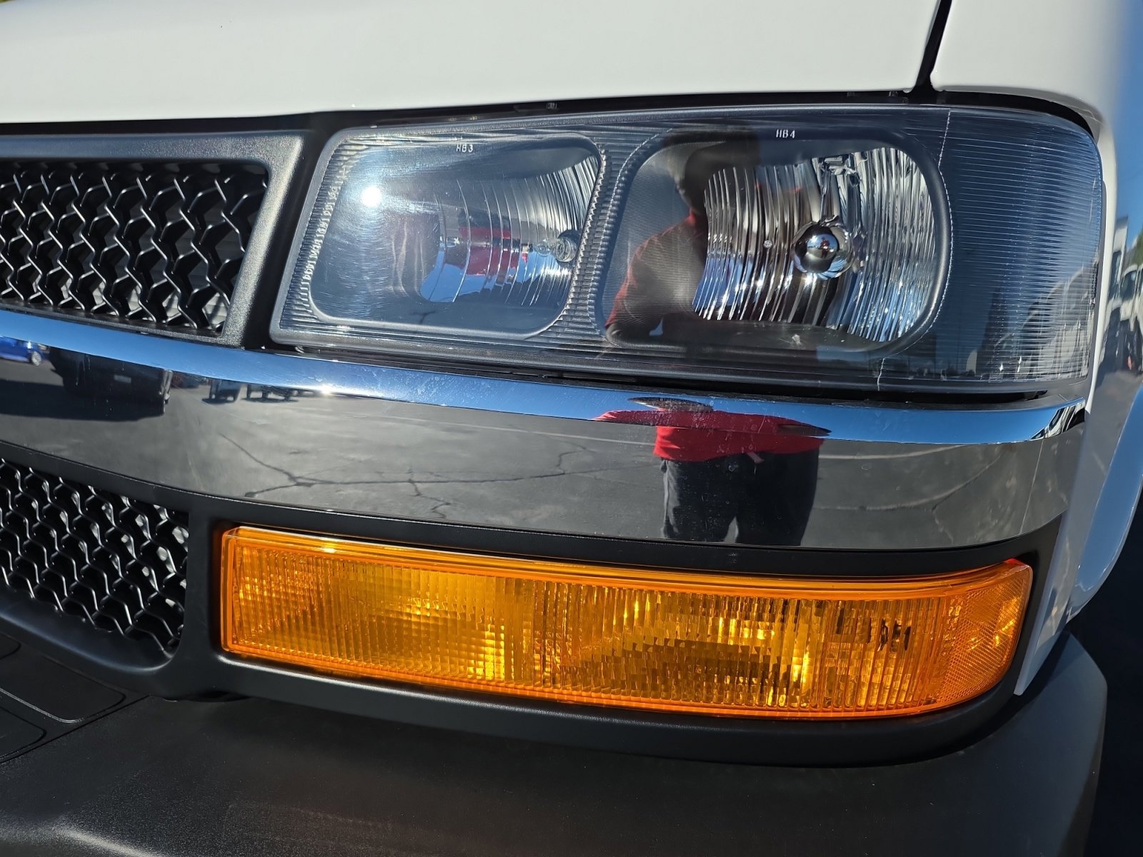 New 2025 Chevrolet Express 2500 Extended w/ Driver Convenience Package image 9