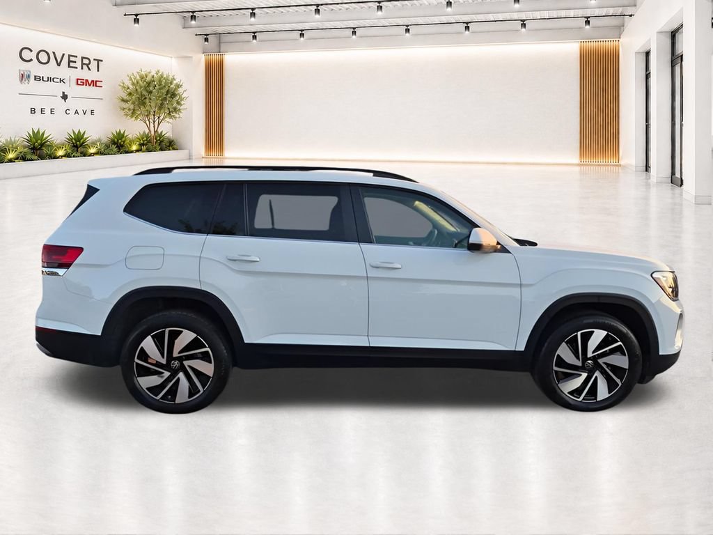 Used 2024 Volkswagen Atlas SE FWD image 16