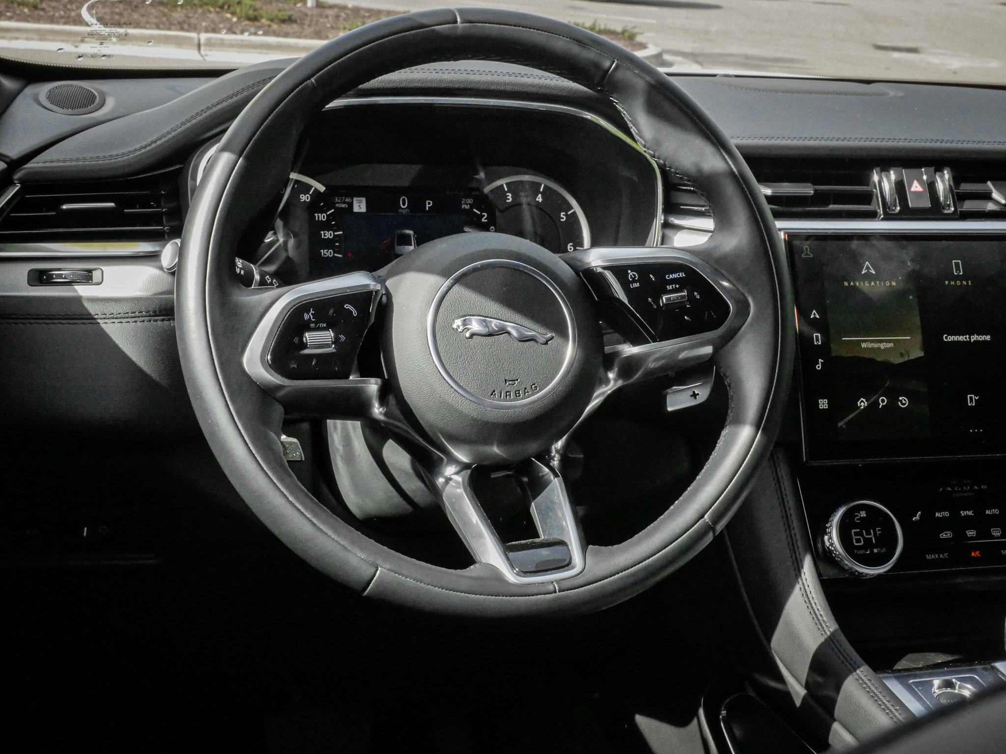 Used 2023 Jaguar F-PACE S image 6