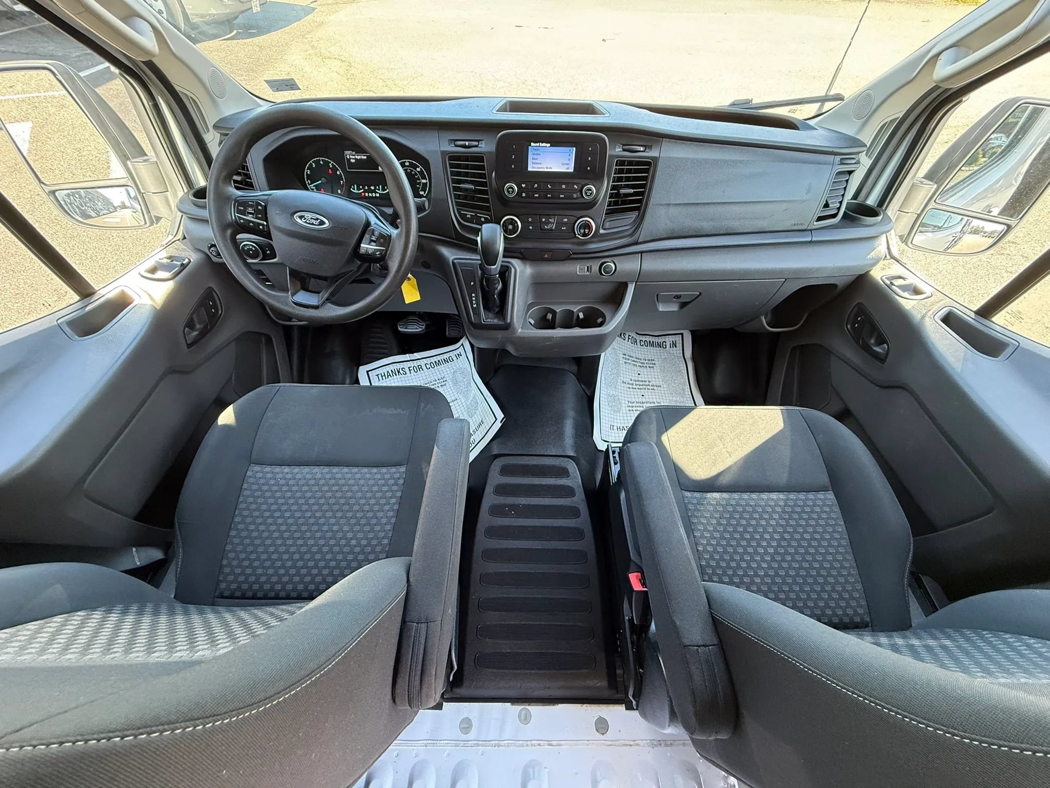 Used 2022 Ford Transit 150 Low Roof RWD image 6
