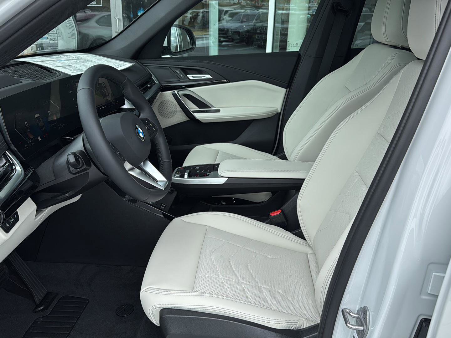 New 2026 BMW X1 xDrive28i w/ Technology Package image 8