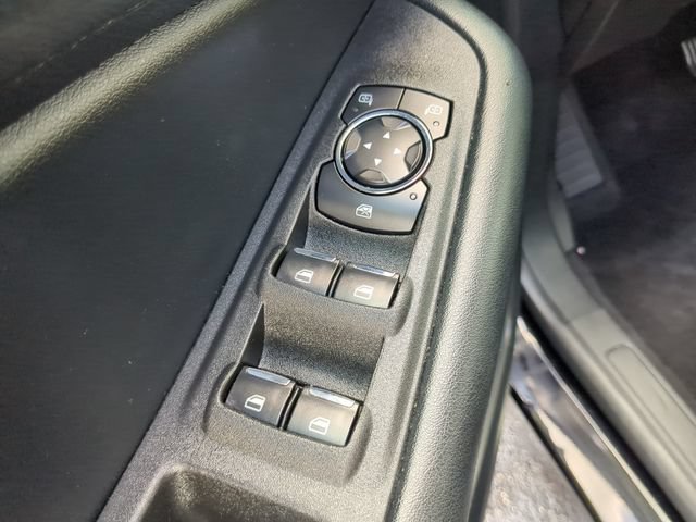 Used 2023 Ford Edge SEL AWD/4WD image 20