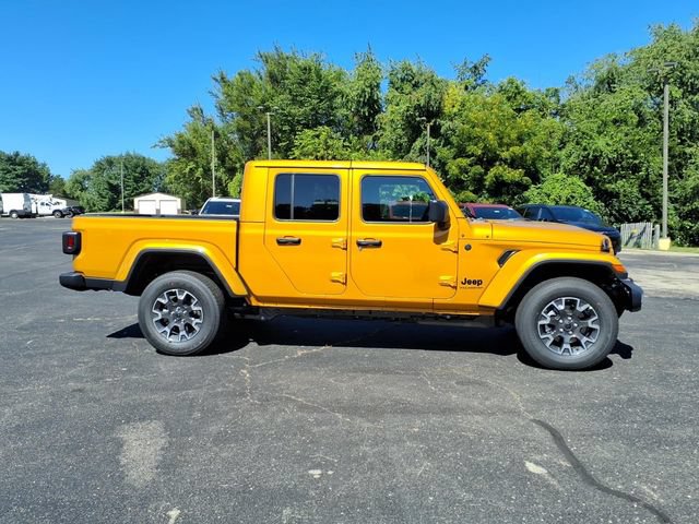 New 2026 Jeep Gladiator Sport AWD/4WD image 8