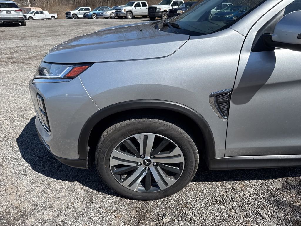 Used 2025 Mitsubishi Outlander Sport AWD image 6