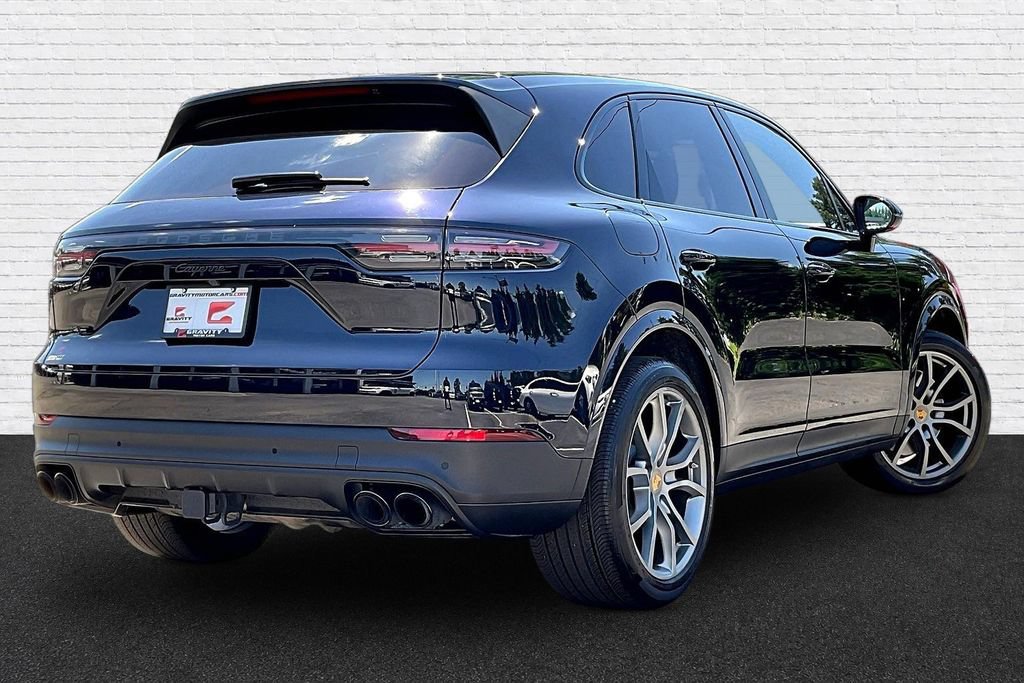 Used 2022 Porsche Cayenne AWD/4WD image 6