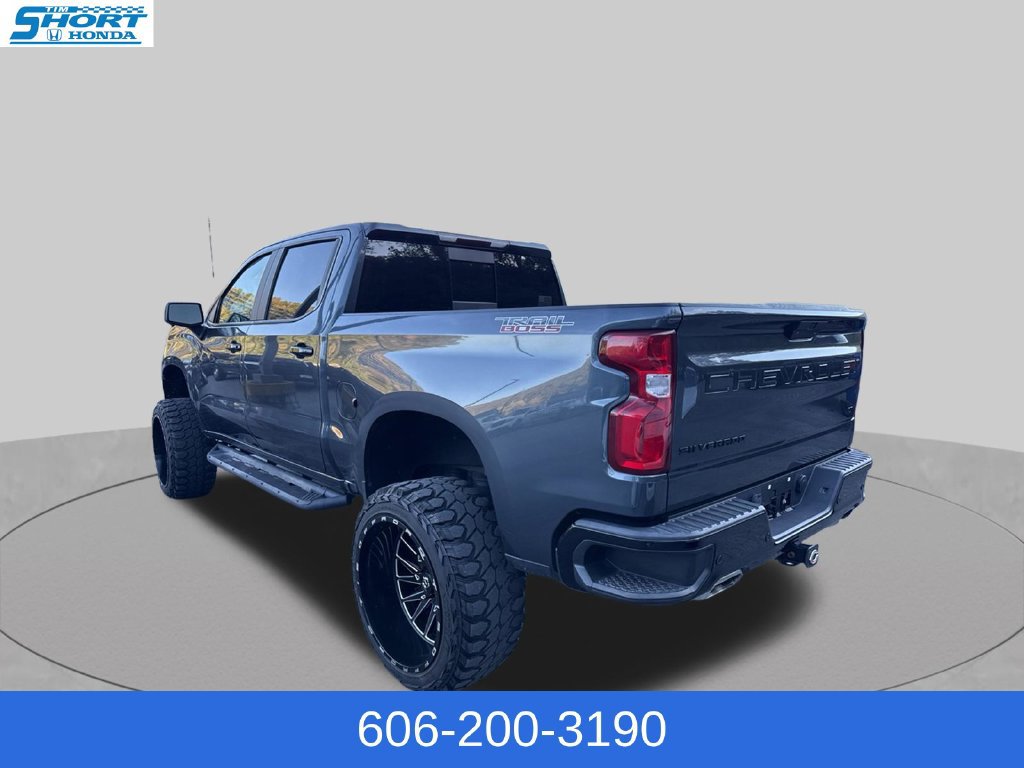 Used 2022 Chevrolet Silverado 1500 LT Trail Boss w/ LT Trail Boss Premium Package AWD/4WD image 9
