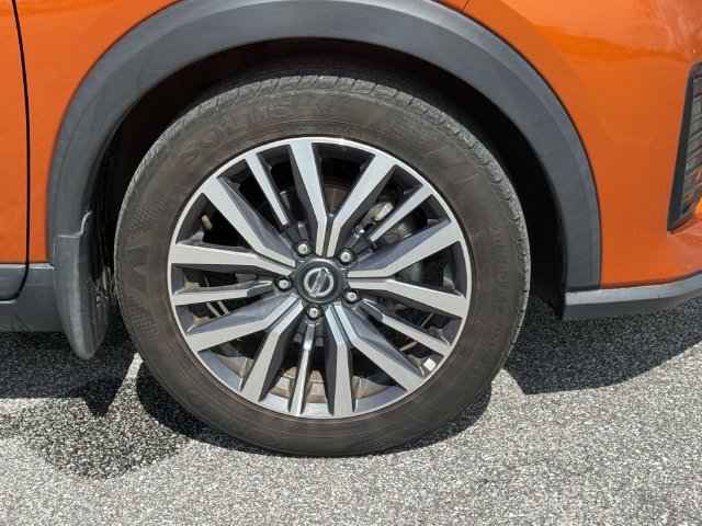 Used 2021 Nissan Kicks SV FWD image 8