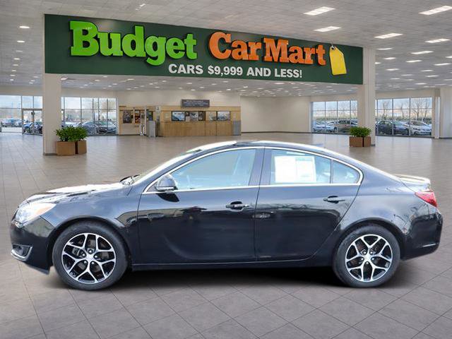 Used 2017 Buick Regal Sport Touring image 4