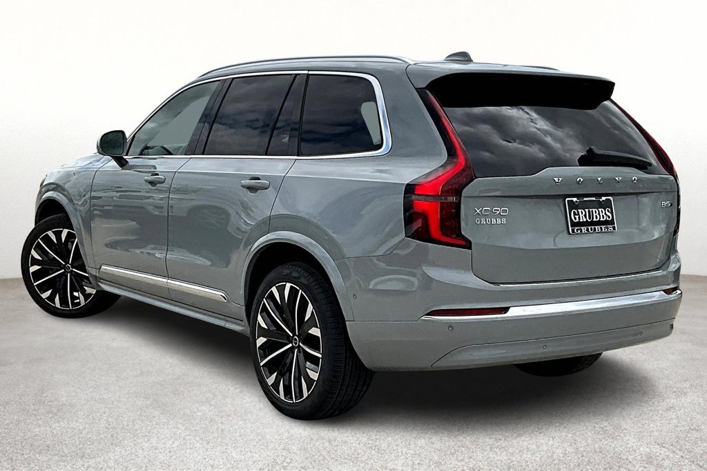 New 2026 Volvo XC90 B6 Plus w/ Protection Package Premier AWD/4WD image 4