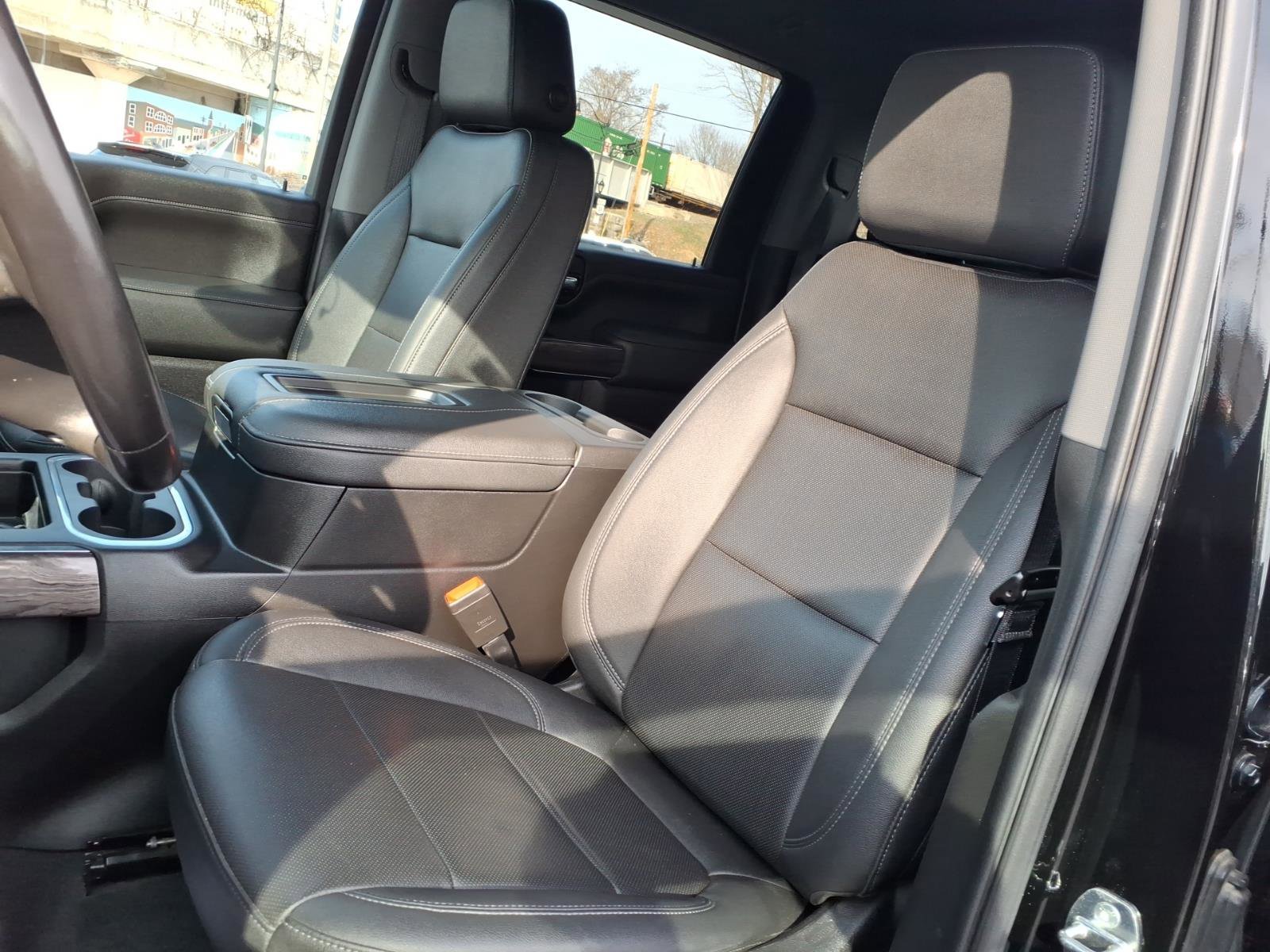 Used 2022 Chevrolet Silverado 2500 LTZ w/ LTZ Plus Package image 10