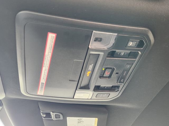 Used 2024 Toyota Tundra Platinum image 25