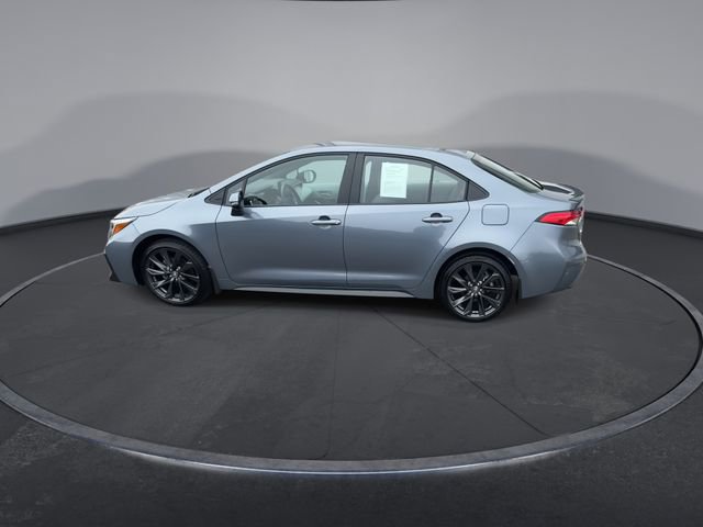Used 2025 Toyota Corolla SE image 9