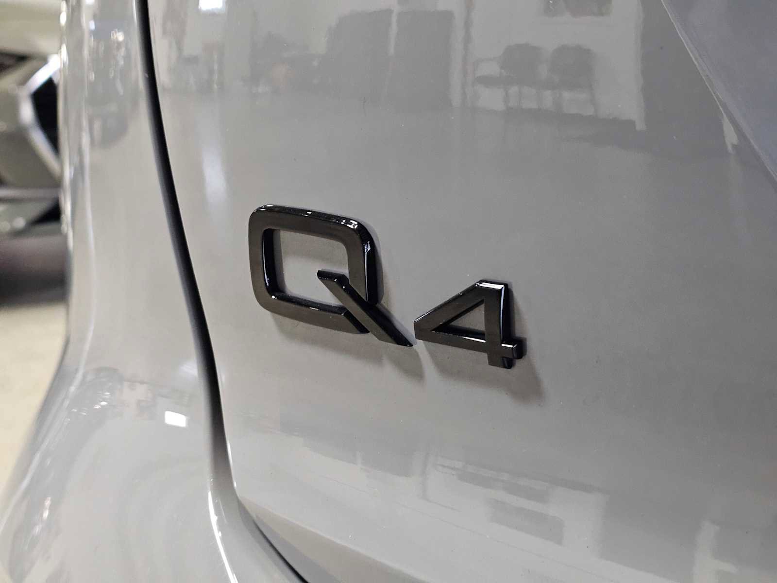 Used 2023 Audi Q4 e-tron Premium Plus image 15